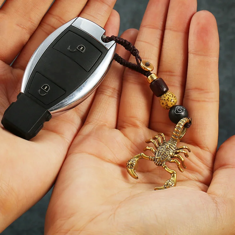 Pure Brass Vintage Solid Scorpion Figurine Car Keychain Pendant Jewelry Handmade Copper Animal Woven Rope Key Chain Ring Hanging