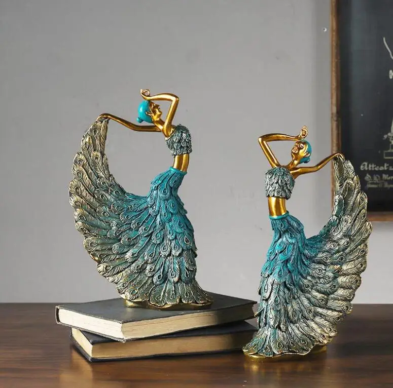 

European Peacock Dance Girl Resin Statue Ornaments Home Livingroom Desktop Figurines Decoration Cabinet Store Sculpture Crafts