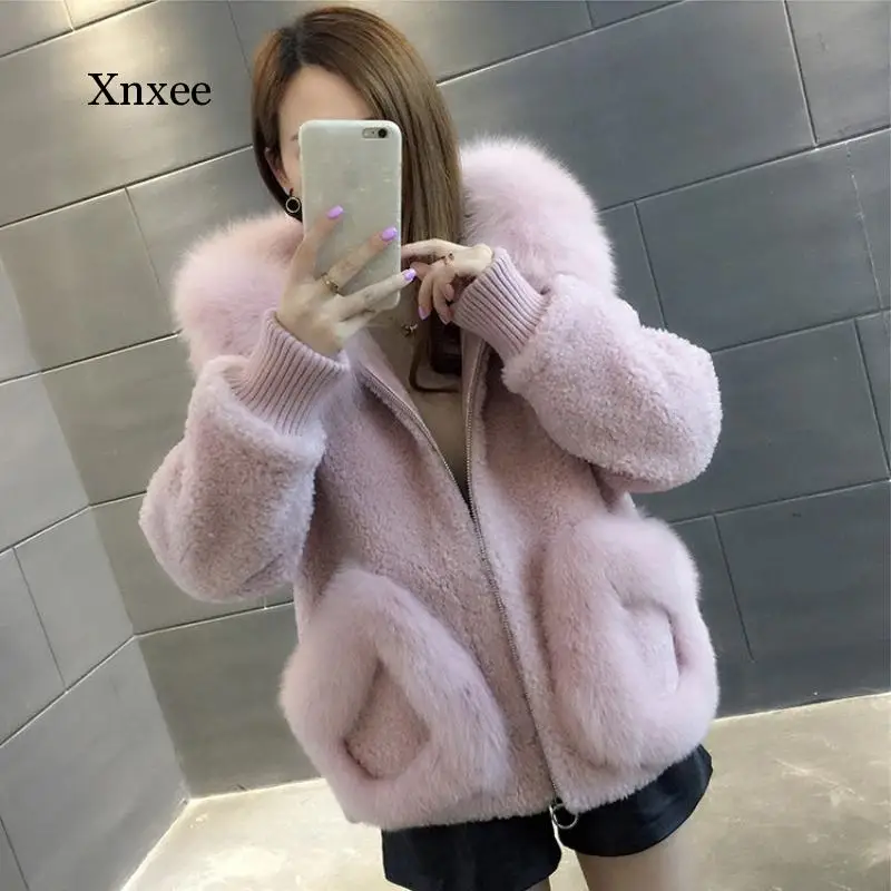 

High Quality Winter Women Sheep Shearing Short Imitation Lamb Hair Furs Coat Loose Warm Faux Fox Fur Collar Hooded Fur Outerwear