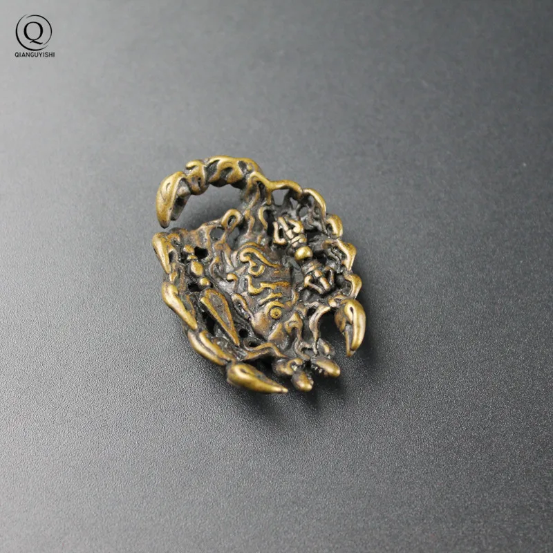 Solid Brass Lotus Master Flame Iron Scorpion Statue Handmade Home Decor Ornaments Crafts Copper Vintage Miniatures Figurines