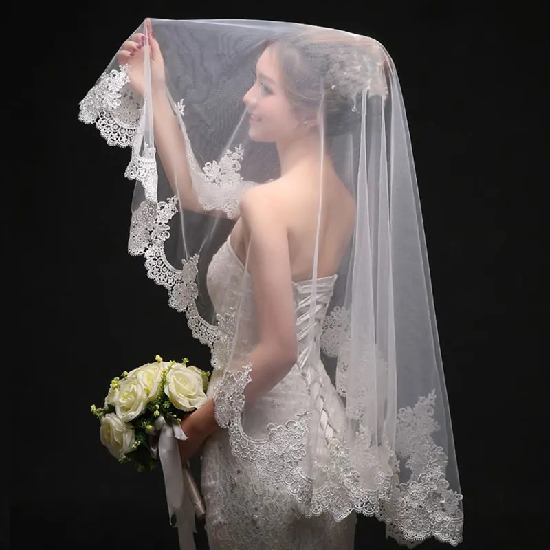 Short One Layer Tulle Bridal Veil Without Comb Lace Edge White Ivory