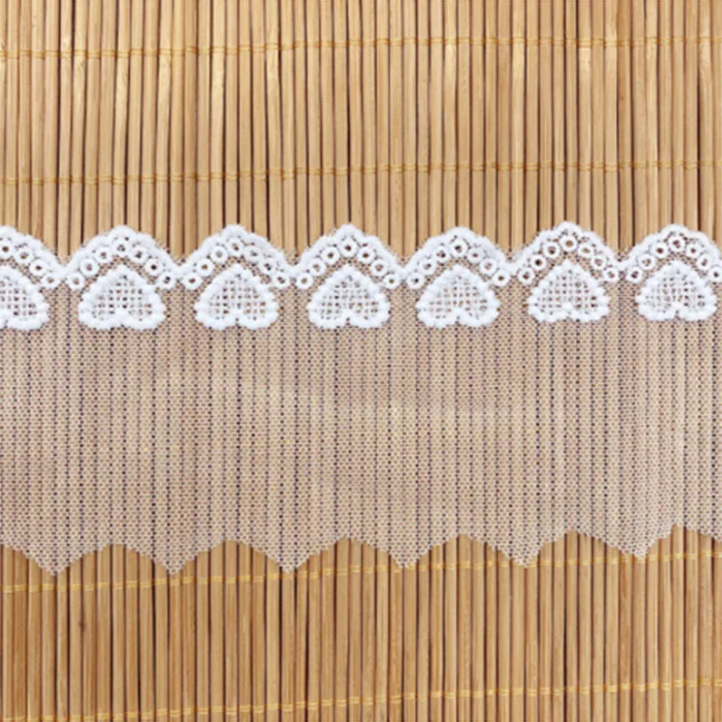 1 Yard Width:6.9cm Concise Heart Embroidered Trimming Laces Ivory White Fabric Lace for Decoration Sewing Accessories(KK-653)