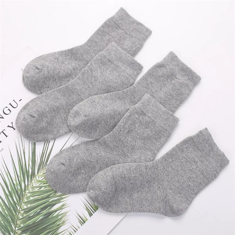 5 Pairs/lot 1 to 12 Years Autumn Winter White Students\' Socks Solid Color Black Grey Cotton Crew Socks Girls Boys Foot Wear