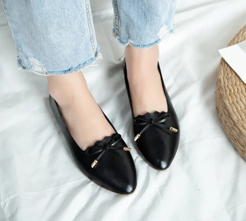 HOT Fashionable Summer Lightweight Women's Flat Shoes Solid Color Leather Flat Flat Heel Pointed Toe Office Ladies Casual Shoes