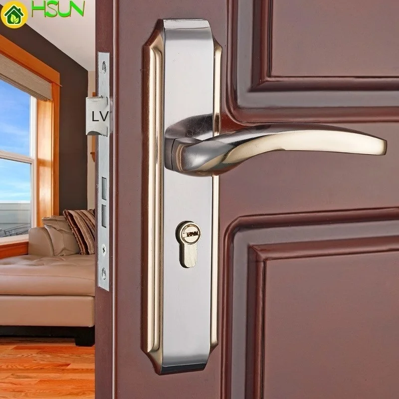 

Mute door lock interior with home door handles Mute door lock interior with home door handles