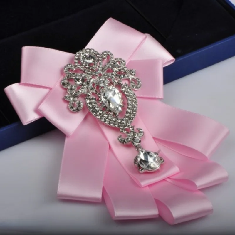 Koreański moda wstążka Bowtie broszki Rhinestone krystaliczna koszula męska krawat kołnierz szpilki luksusowe akcesoria broszka ślubna — zdjęcie 5