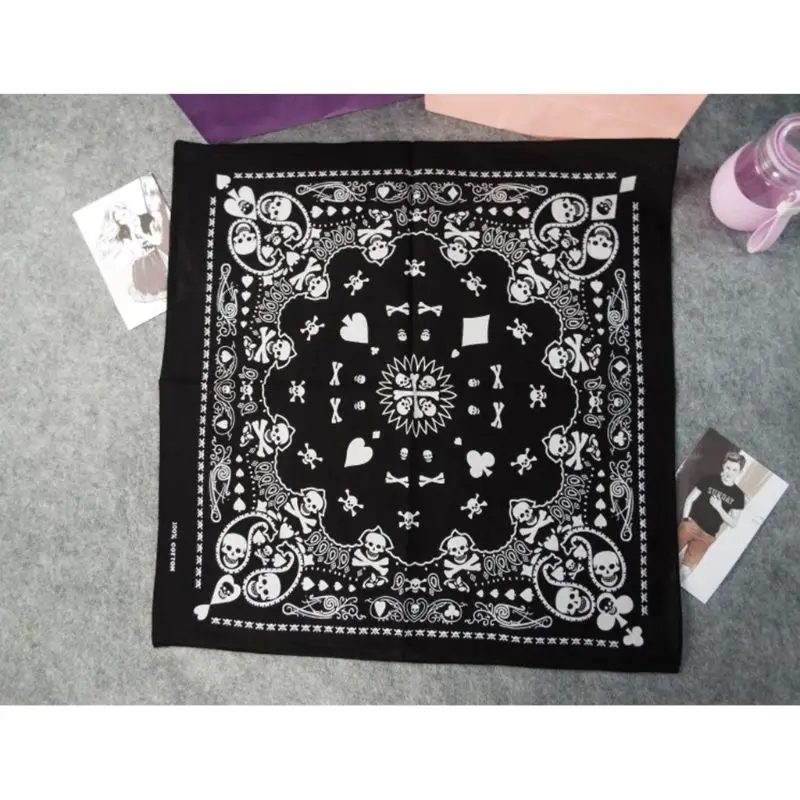 55x55cm White Black Skull Poker Geometric Bandana Unisex Harajuku Hip Hop Square Headband Motorcycle Sports Hair Wrap Wristband