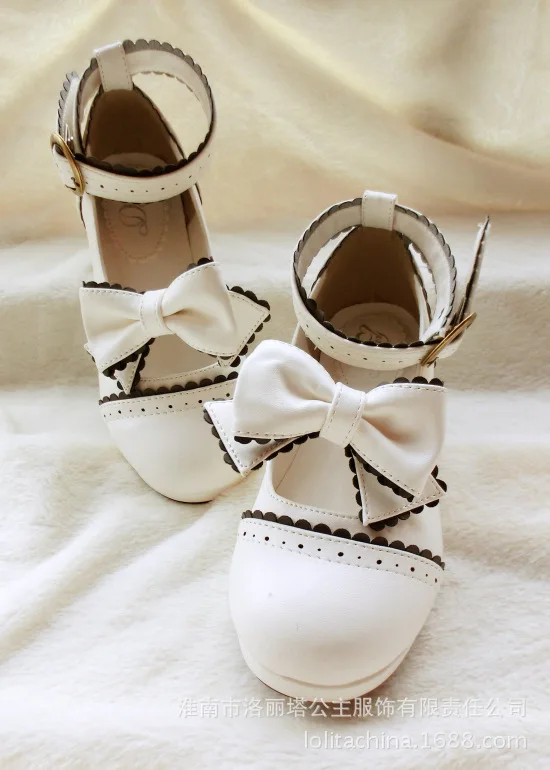 

Japanese Style LOLITA Shoes Girl Student Shoes PU Leather Heart-Shaped Bowknot Shoes Kitten Heels Mary Jane Shoes