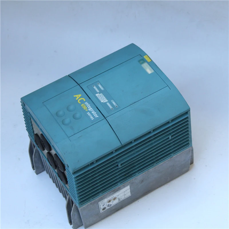 AC Drive 690PB/022/400/3/F/0010/UK/0/0/0/0/0