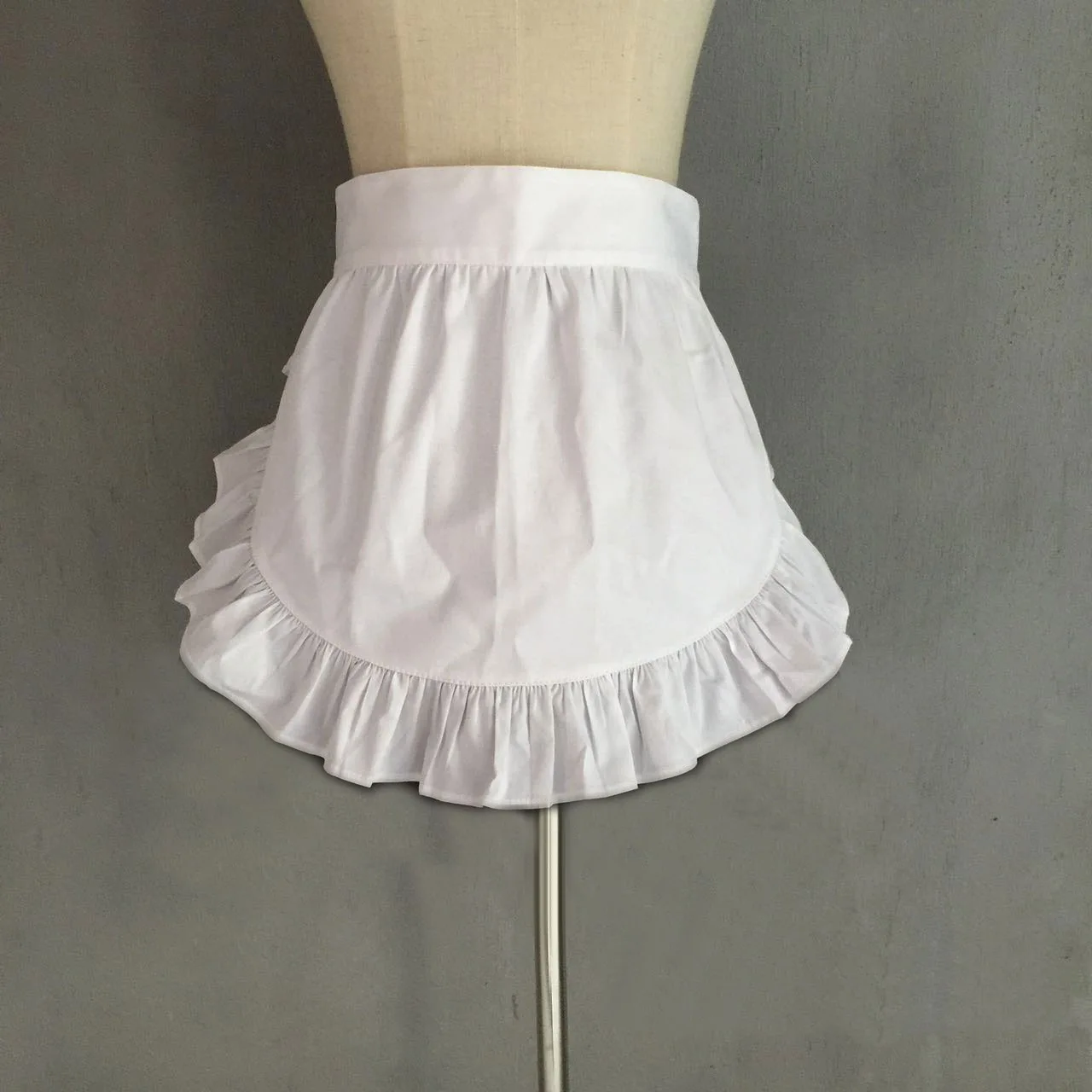 Women Sexy Waist Apron Plain White Cotton Japanese Elegant Ruffled Harajuku Soft Sister Cosplay Tablier de Cuisine Short Apron