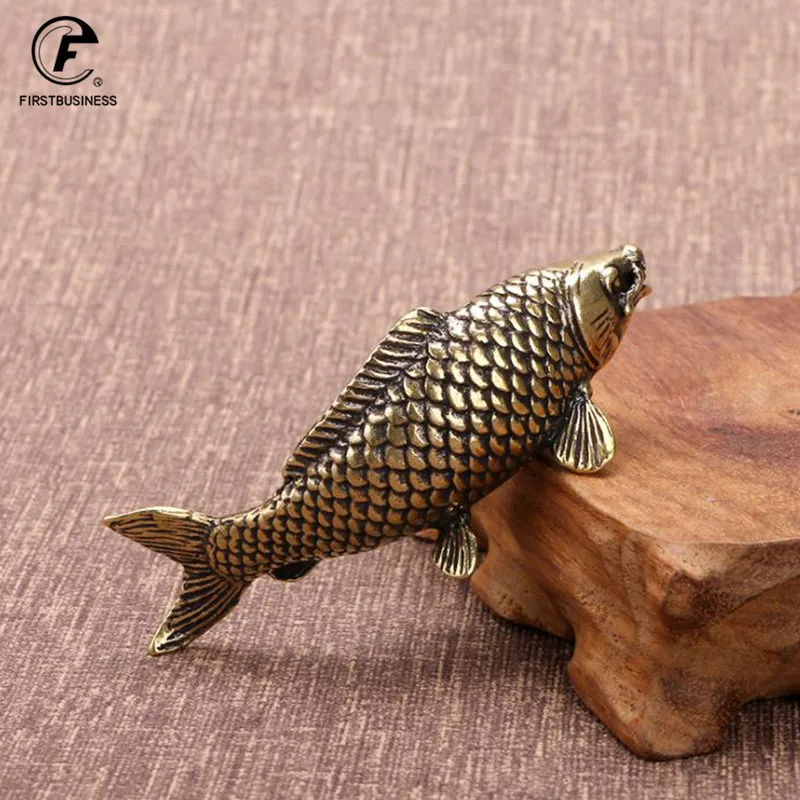 Solid Brass Fish Figurines Miniatures Antique Feng Shui Desktop Ornament Craft Simulation Carp Tea Pet Home Decoration Accessory