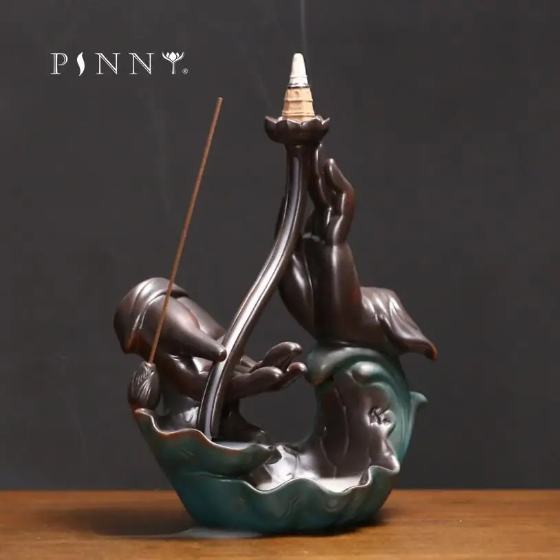 

PINNY Zen Buddha Hand Backflow Ceramic Incense Burner Waterfall Sandalwood Censer Home Decoration Accessories