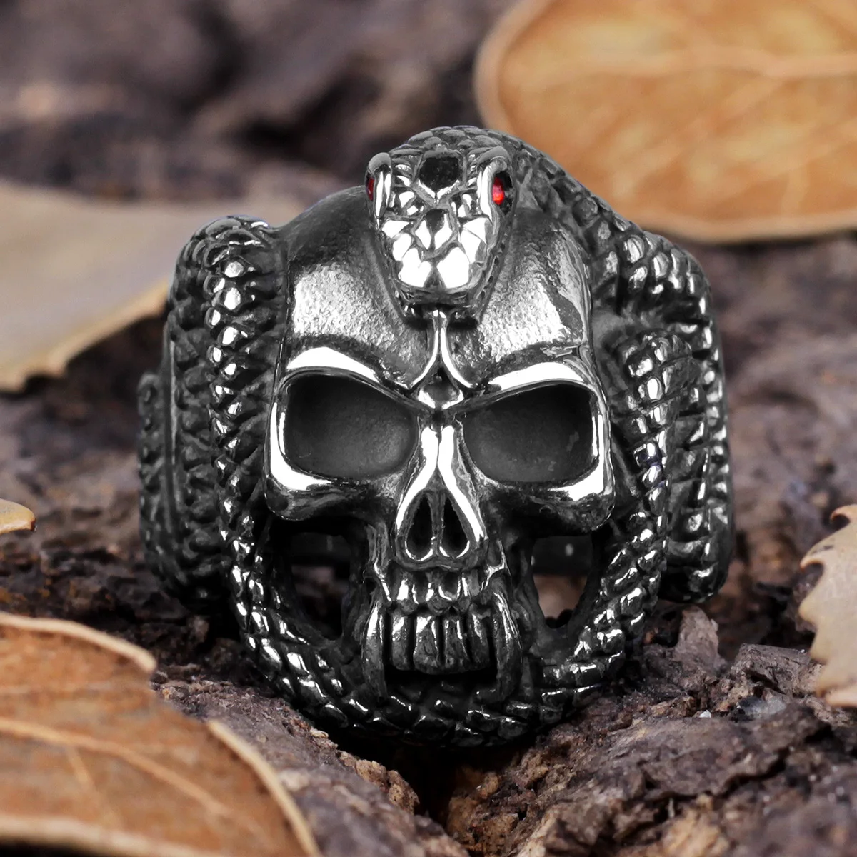 Stainless Steel Men Rings Snake Medusa Red Eyes Skull Punk Rock Gothic for Biker Male Boy Jewelry Creativity Gift Wholesale