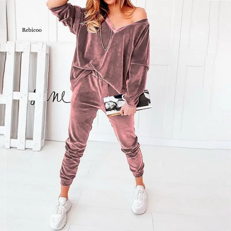 Autumn Velvet Tracksuit Women Sets Two Piece Winter Velour Tracksuit Ladies Sweat Suit 2 Piece Outfits For Women Sweatshirt