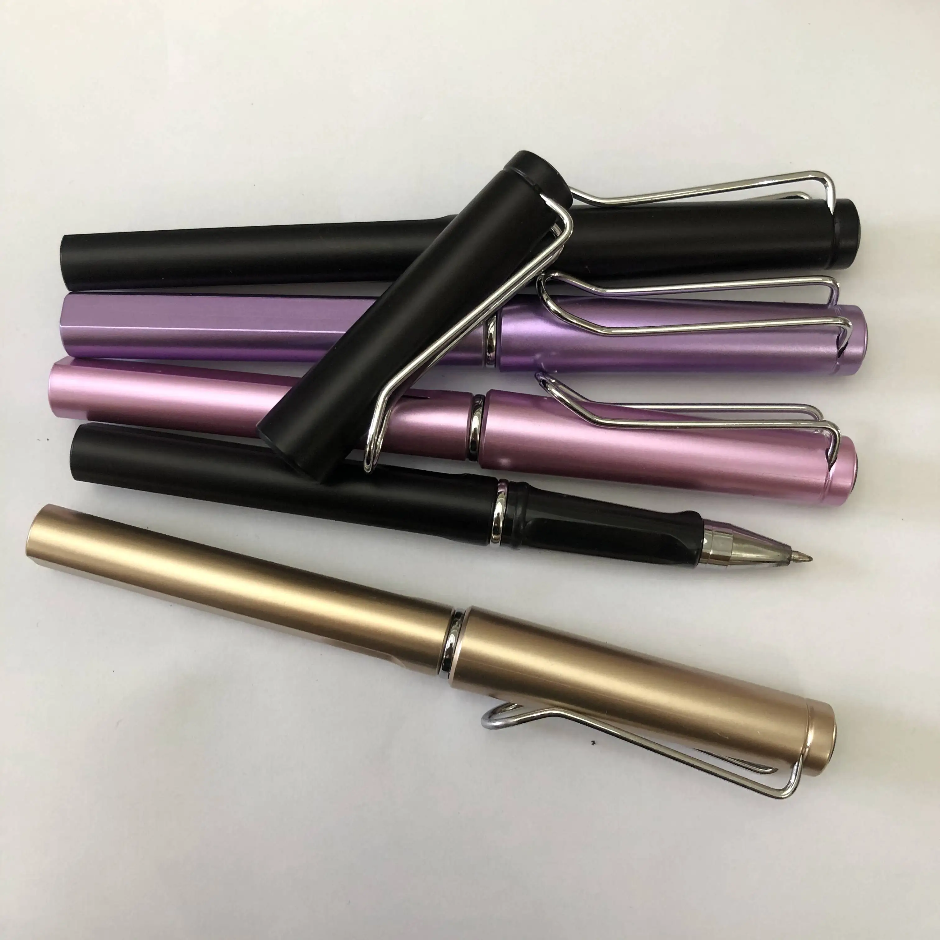 High Quality Professional Wholesale Gift Custom Logo Luxury Gel Ink Pen Best plastic Gift Neutral Pen