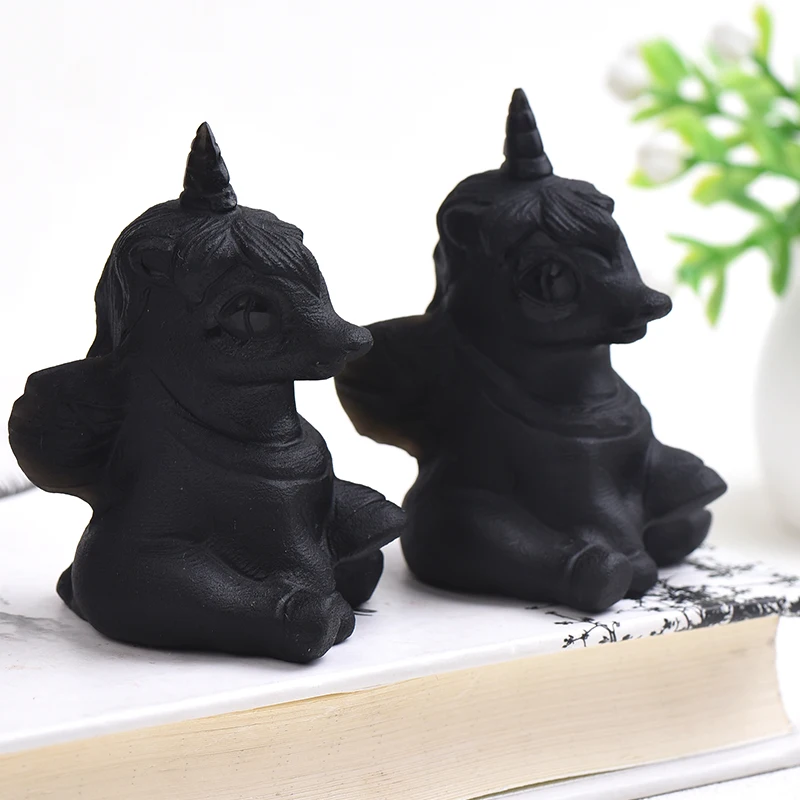 

Fashion Natural Obsidian Carved Unicorn Rock Mineral Specimen Healing Stone Crafts Home Decor Art Collectible Figurine Gifts 1PC