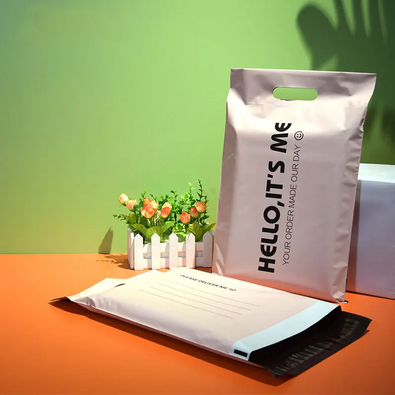 50PCS HELLO IT’S ME Envelope Mailing Bags Self Seal Adhesive Clothing Courier Bag Thicken Poly Waterproof White Color Pouch Bag