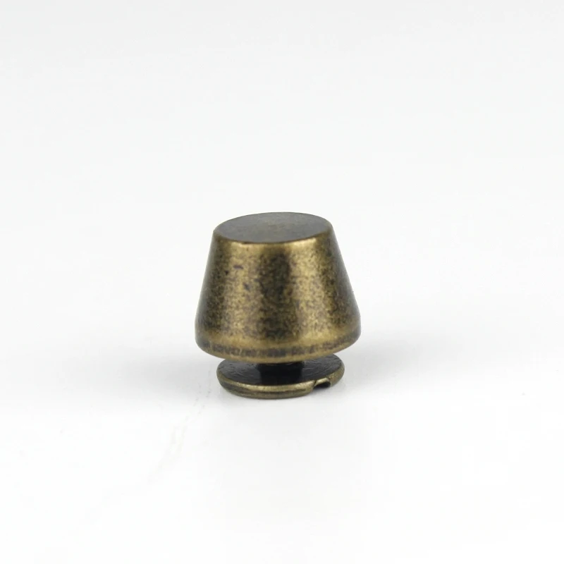 Variant: bronze