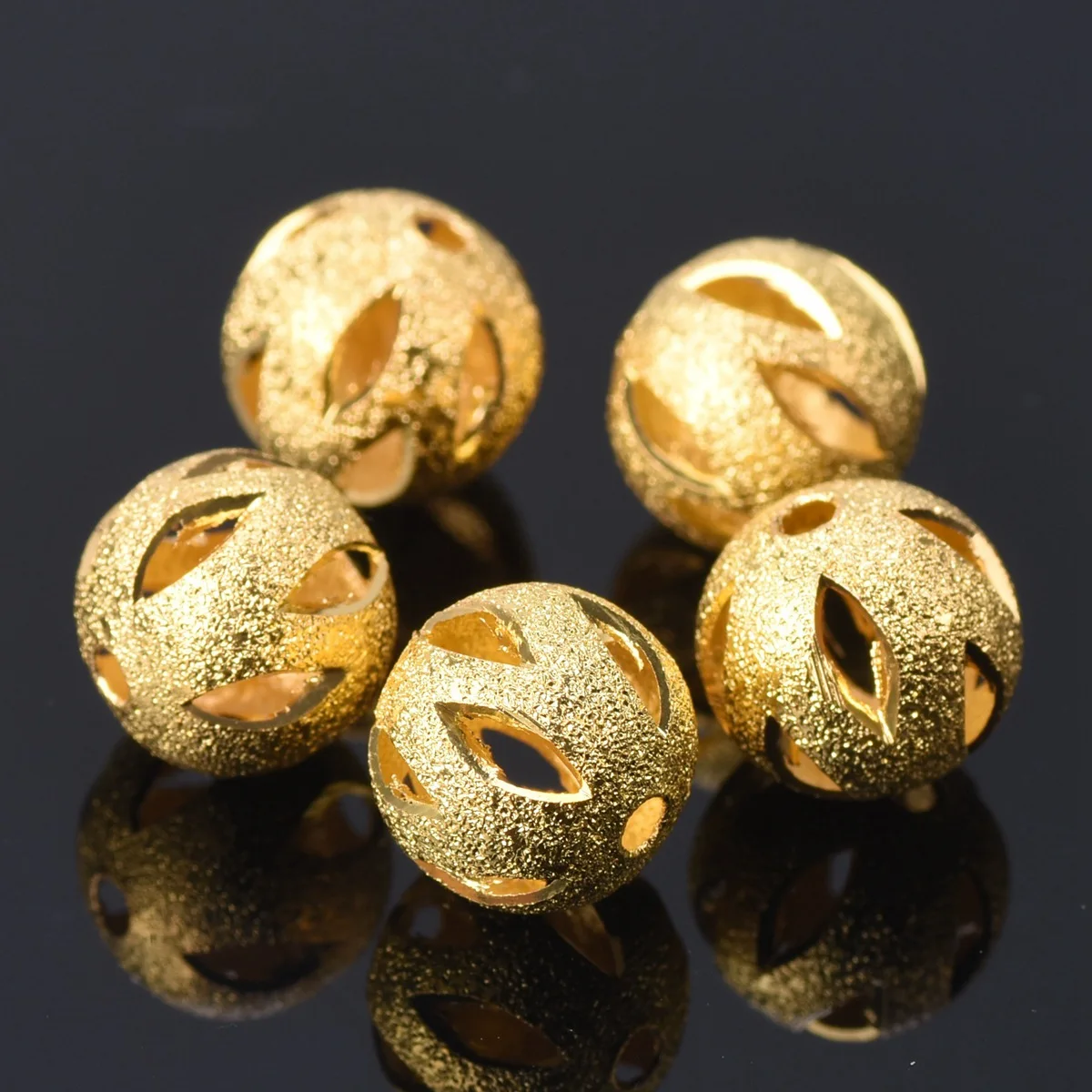 20 stücke 10mm Plattiert Gold Farbe Silber Farbe Runde Split Löcher Hohl Matte Metall Messing Lose Spacer Perlen Für schmuck Machen DIY