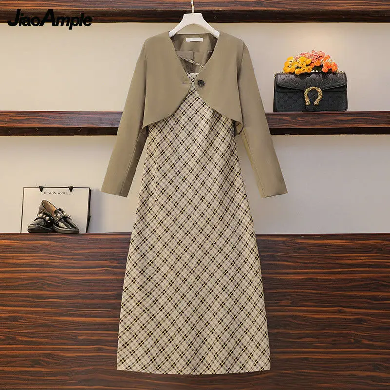 2021 Autumn Elegant Short Suit Jacket Dress Suit Women France Vintage Elegant Blazers Coat Plaid Suspender Midi Skirt Two-piece