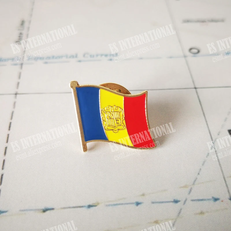 Andorra  National Flag Crystal Epoxy Metal Enamel Badge Brooch  Collection Souvenir Gifts  Lapel Pins Accessories  Size1.6*1.9cm