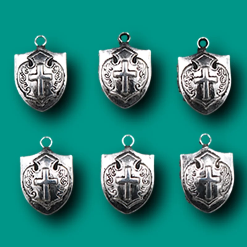 20pcs Silver Plated European Crusaders Shield Pendant Retro Necklace Bracelet Metal Accessories DIY Charms Jewelry Crafts Making