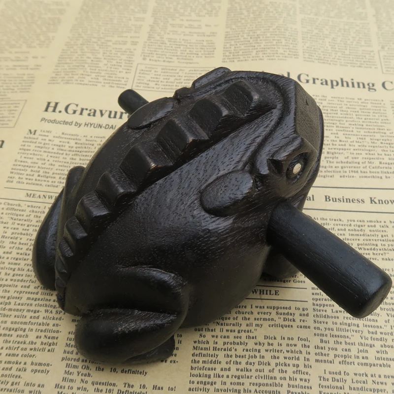 WHYOU Creative Art National Article Retro Luck Frog Thai DIY Handmade Sculpture Unique Home Decoration Arts and Crafts