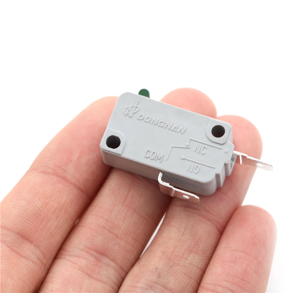 1Pcs New Microwave Oven KW3A Door Micro Normally Close Switch 3*1.6*1cm High Quality