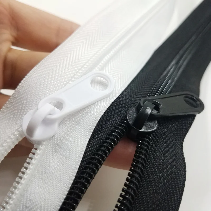 10m/lot Nylon Coil Continuous Zipper Chain Roll Tape Black White for Bedding Sofa Sleeping Bag Zippers Replace Instant Repair