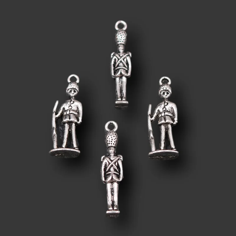 10pcs Silver Plated Queen of England\'s Royal Guard of Honor 3D Mini Dolls Pendants DIY Charms For Retro Jewelry Crafts Findings