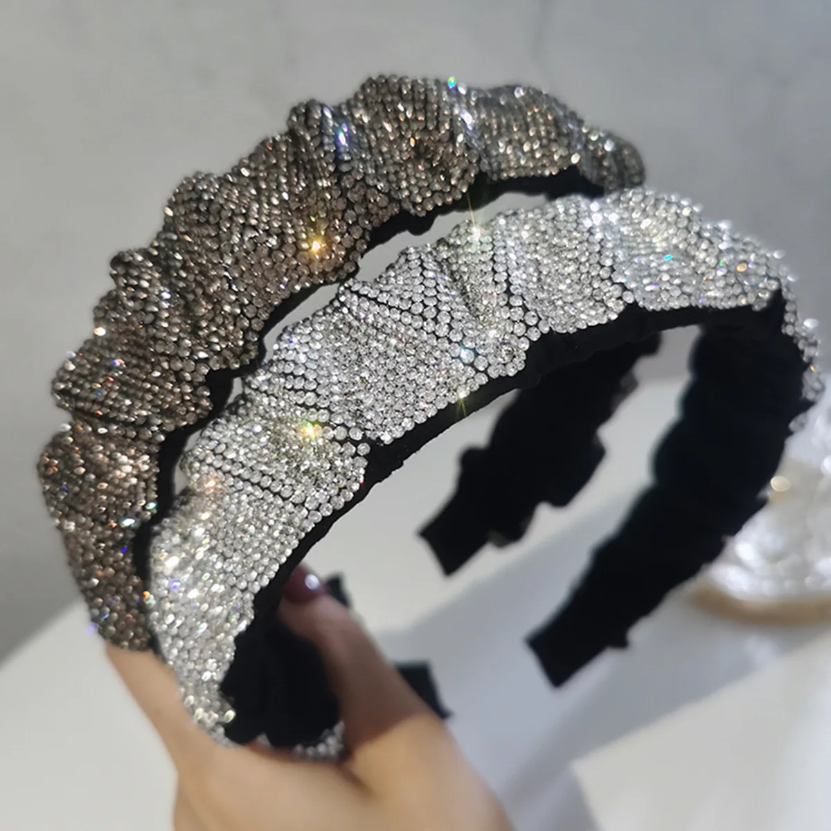 

Rhinestone Wide Headband For Women Shiny Hairbands Bangs Fixed Bejewelled Hairband Glitter Hair Accessories Hair Clips