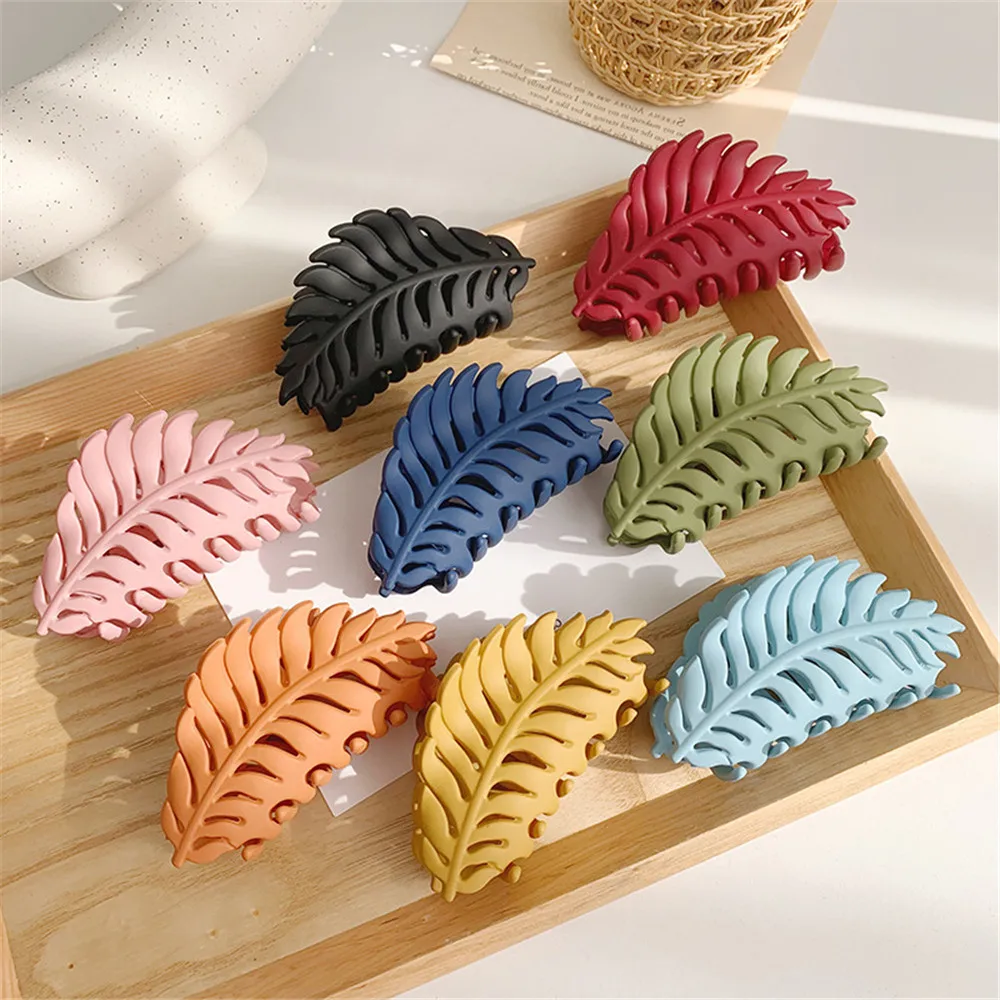 Solid Color Claw Clip Large Barrette Crab Hair Claws Bath Clip Ponytail Clip for Women Girls Hairpins Nakrycia głowy Akcesoria do włosów