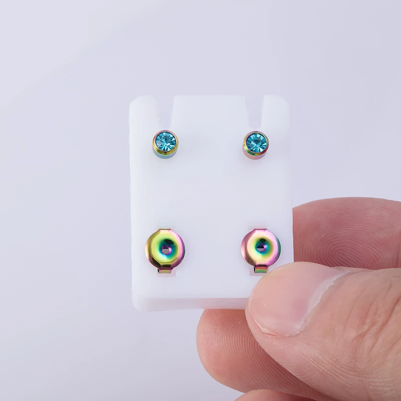 2 Stück CZ Zirkon Medizinische Stahl Ohrstecker Knorpel Tragus Piercings Sterile Geburtsstein Ohr Piercing Ohrstecker für Piercing Gun 20G – Detail 16
