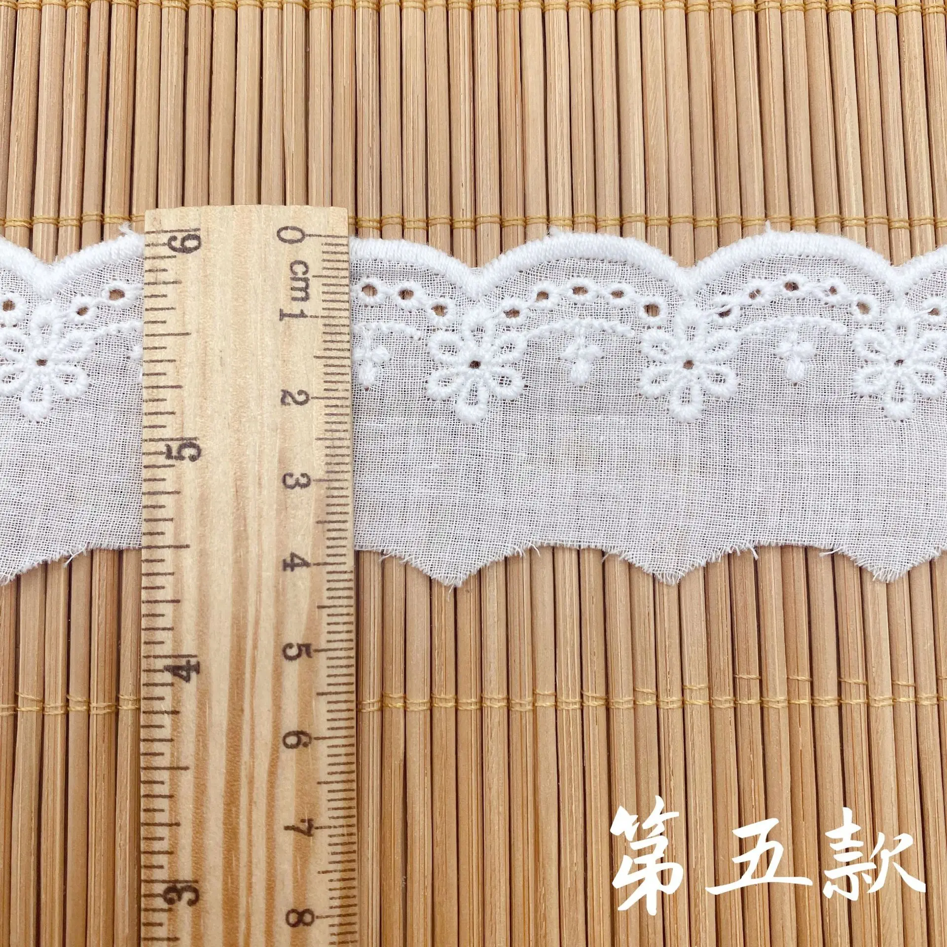 Dentelle brodée de fleurs blanches de luxe pour femmes, col de vêtements pour femmes, garniture en dentelle bricolage, coton, 5 mètres
