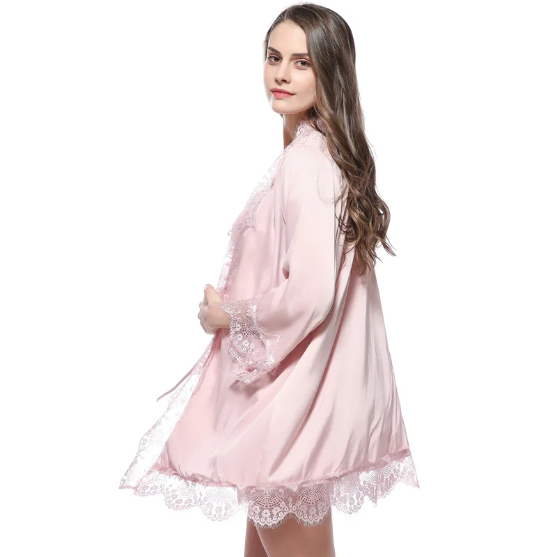 

The Latest Fashion In 2021 European And American Eyelashes Lace Pajamas Women's Sexy And Smooth Silk Like Home Wear Bathrobe Pie