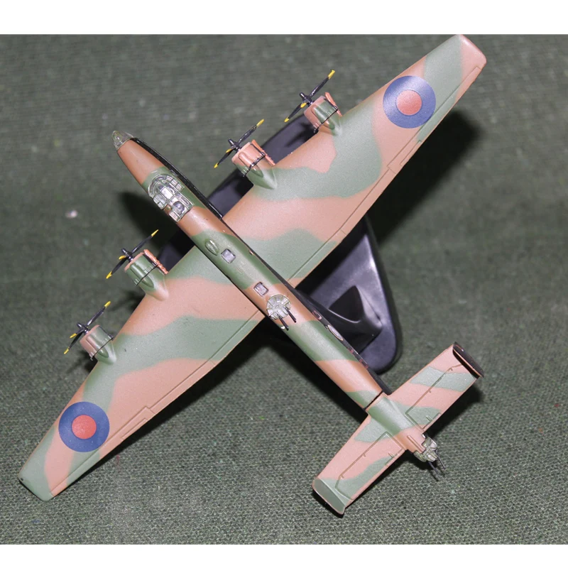 1/144 scale WWII UK Royal air force Halifax Bomber Handley Page Halifax fighter Army airplane air craft Alloy model Toys