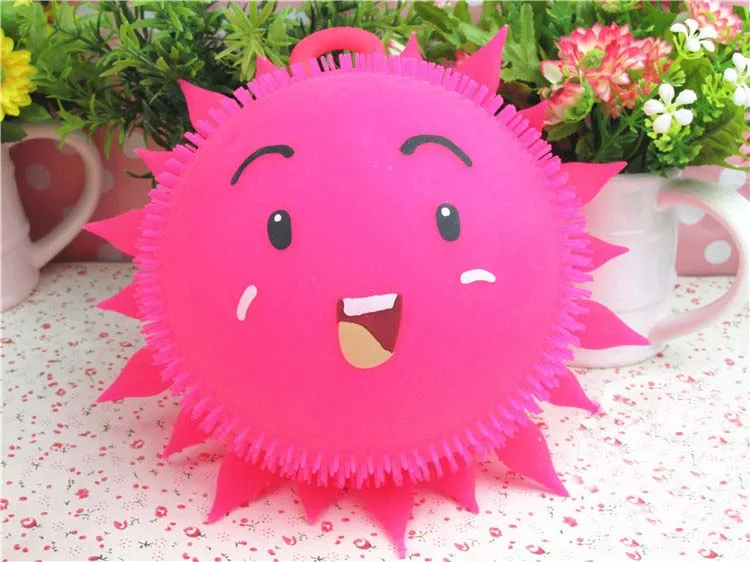 Sorrindo girassol ventilação bola luz flash crianças presentes truque brinquedos iluminação unisex macio venda quente 2021