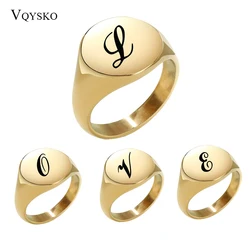 Anello con alfabeto iniziale rotondo in acciaio inossidabile lucido donna uomo Unisex Color oro A-Z 26 anelli con lettere all'ingrosso di gioielli