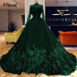 Gorgeous Green Crystals Evening Dresses Long Sleeves Feathers Celebrity Dresses For Women Arabic Prom Dresses Vestidos De Fiesta