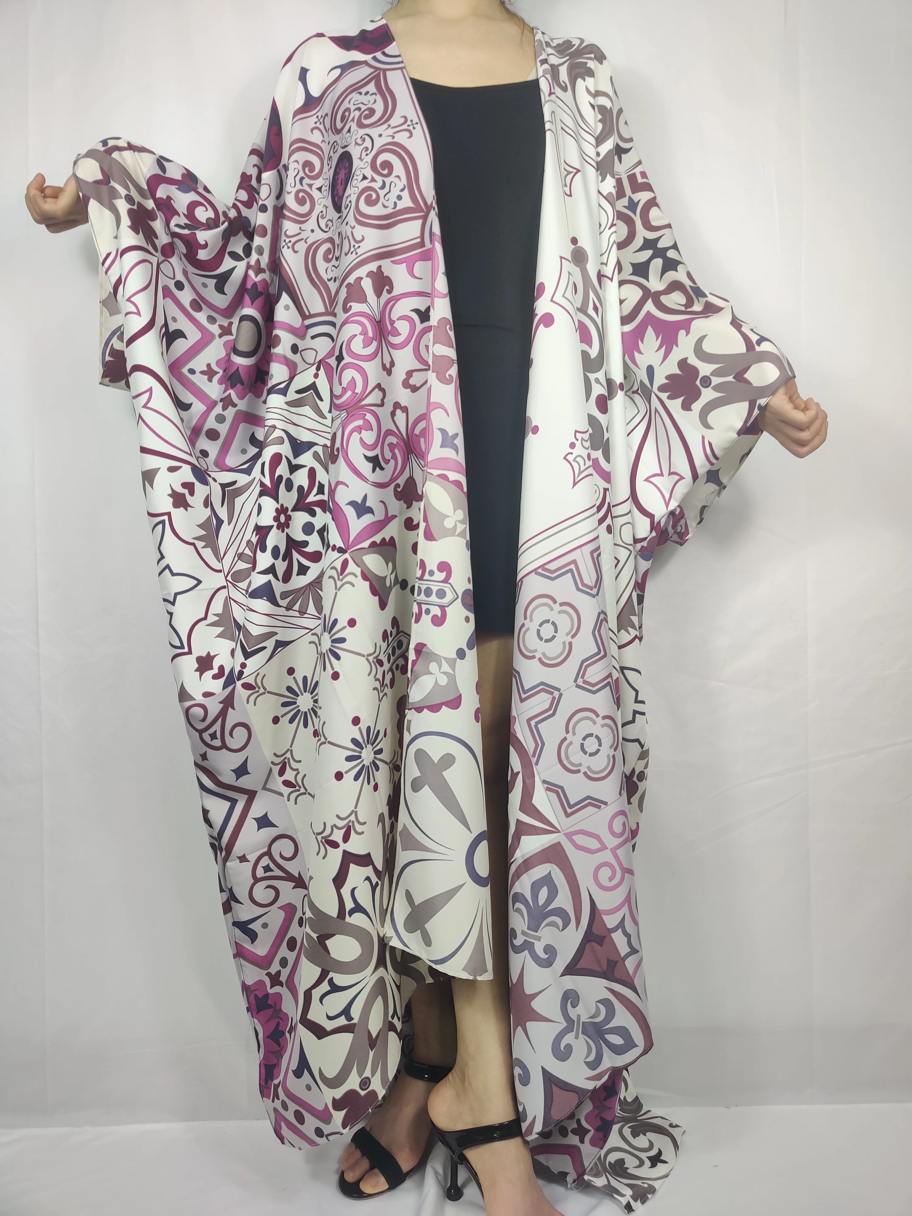 

African Dresses For Women Oversized Bohemian Silk Printed Duster Coat For Women Muslim Middle East Kuwait Kaftan Cardigans