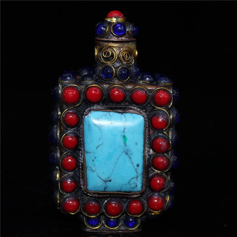 

China Old Beijing Old Goods Bead-Embedded Turquoise Copper Snuff Bottle