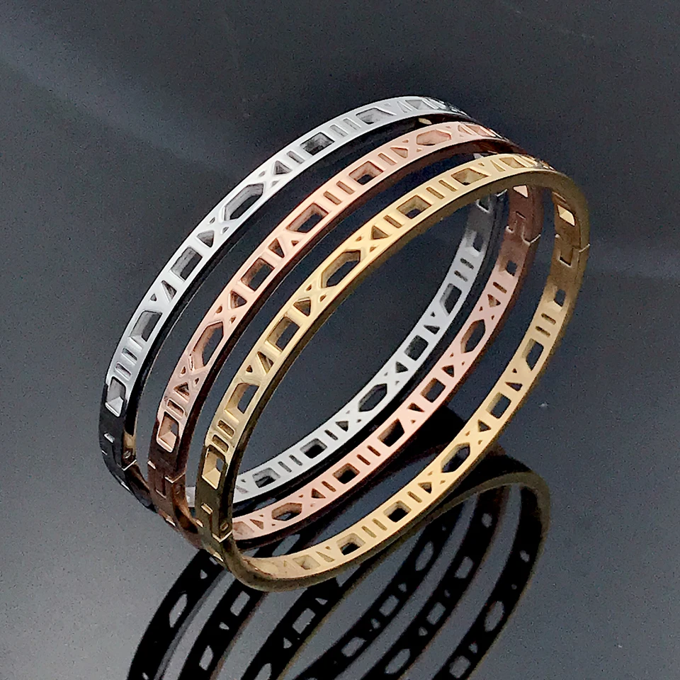 Hot Classic Design Hollow Roman Numeral Bracelets & Bangles Beautiful And Elegant Fine Jewelry For Women Stainless Steel Bangle