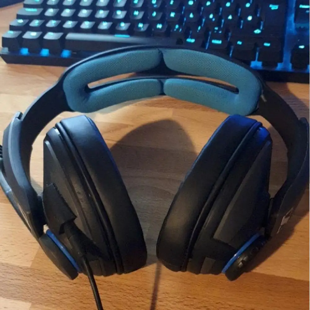 EarTlogis استبدال بطانة للأذن ل SENNHEISER GSP 350 300 301 302 303 جزء غطاء للأذن أكواب وسادة