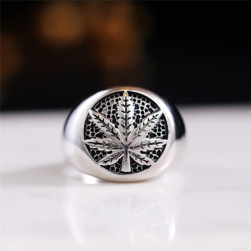 Huitan Fashion Maple Leaf Finger Ring Women/Men Metal Antique Silver Color Band Couple Rings Hot Jewelry Size 6-11 Drop Shipping