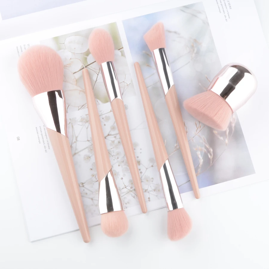 1 piece Pink Durable Face Kabuki brush Powder contour Angled sculpting Makeup brush Foundation Blusher Synthetic hair Portable