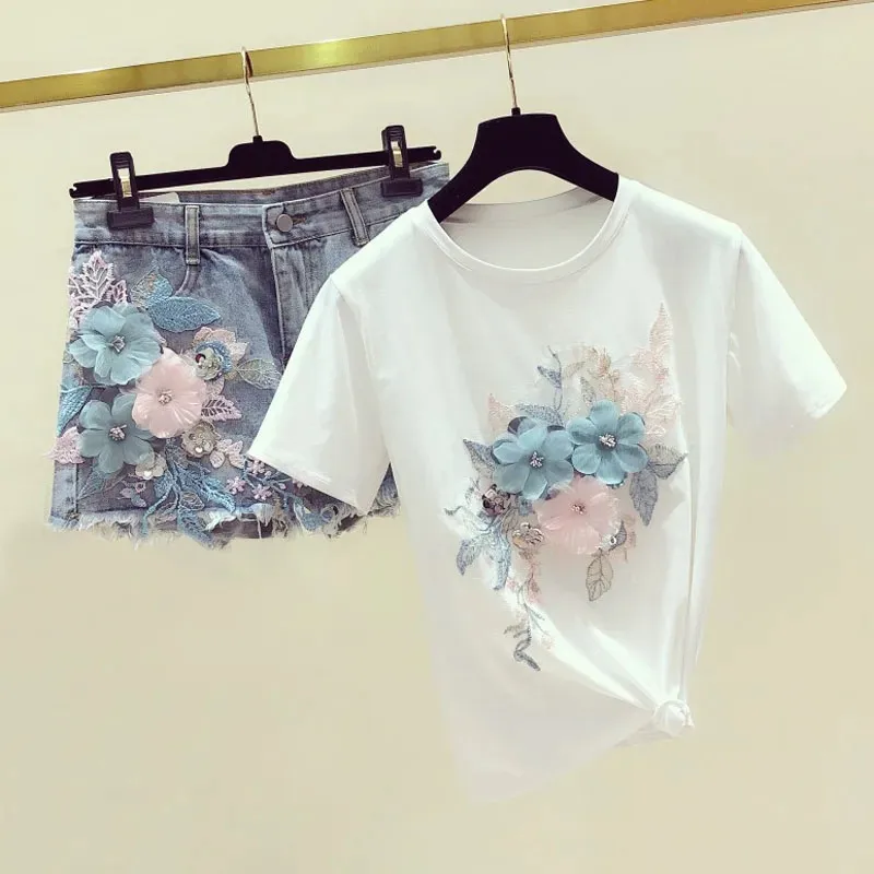 Single/Suit Summer Women 2 Piece Sets Heavy Work Embroidery 3D Flower T-shirt + Denim Shorts Sets Vintage Beading Shorts Suit