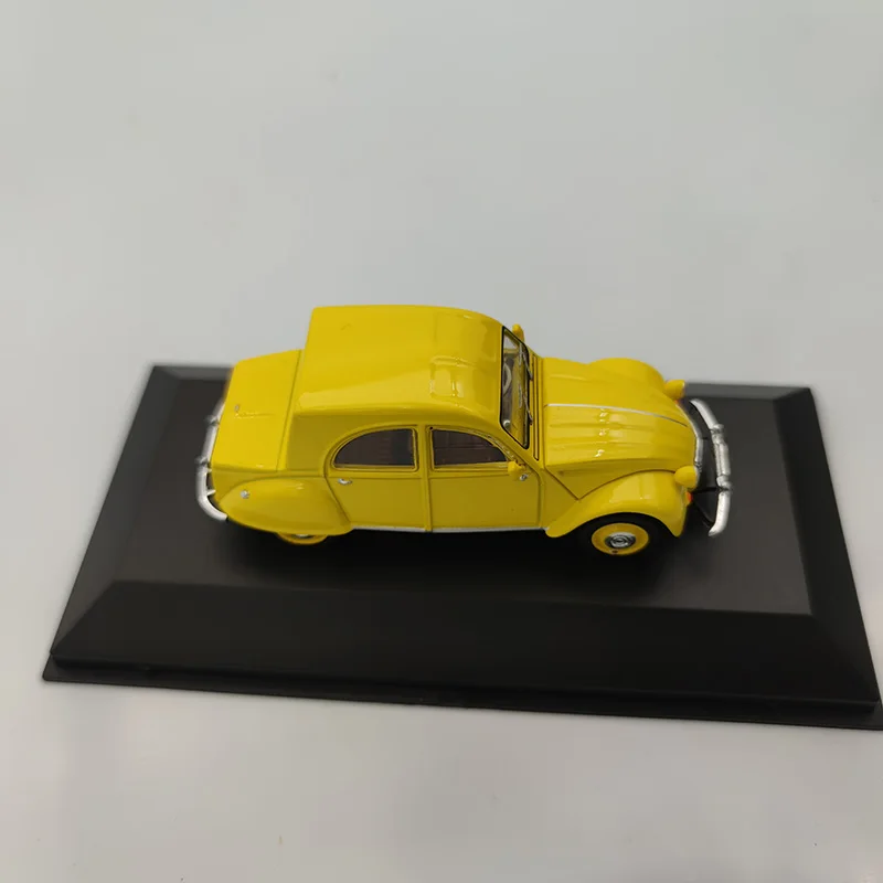 1/43 Scale CITRONE 2CV CITRONETA 1970 Chile Classic Diecast   Alloy Car Model Collection Souvenir Ornaments Display