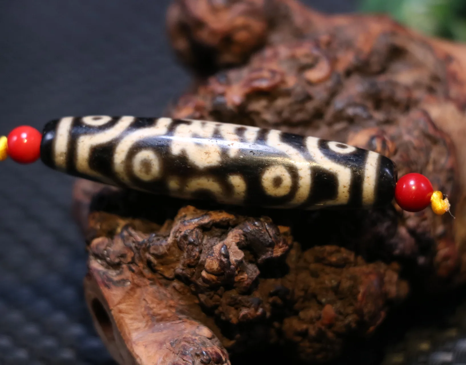 

WOJIACHANPINZUITEBIE Энергетический тибетский старый агат 8-глаз OM Wish Words dZi бусина-амулет кулон AA + талисман Таймстаун