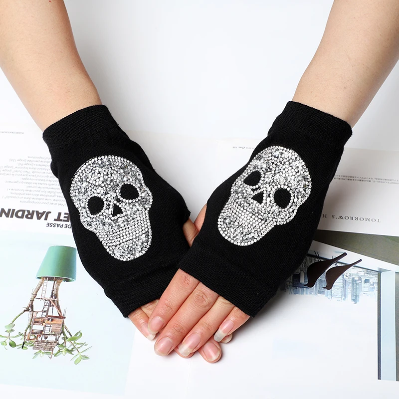 

Winter Warm Touch Screen Half Finger Gloves Female Sexy Black Knit Driving Gloves Punk Skull Rhinestone Short Hip-hop Gloves H82