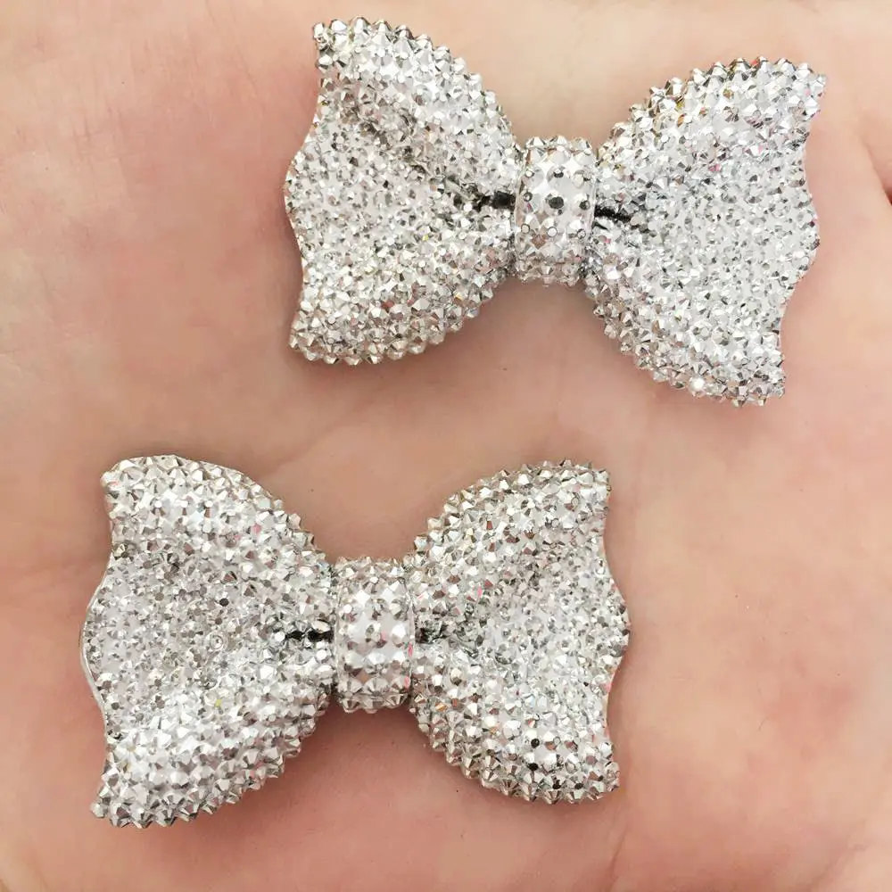 2pcs Bling Resin Big Silver Bow Flat Back  Stone Appliques DIY Wedding Scrapbook Ornament  Hairpin Accessories Craft SF563